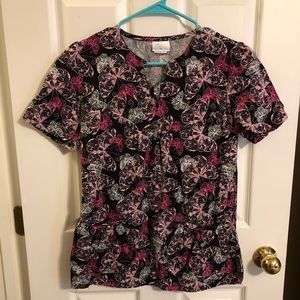 Women’s scrub top